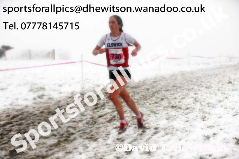 Senior womens North Eastern Cross Country, Sedgefield, County Durham. Photo: David T. Hewitson/Sports for All Pics